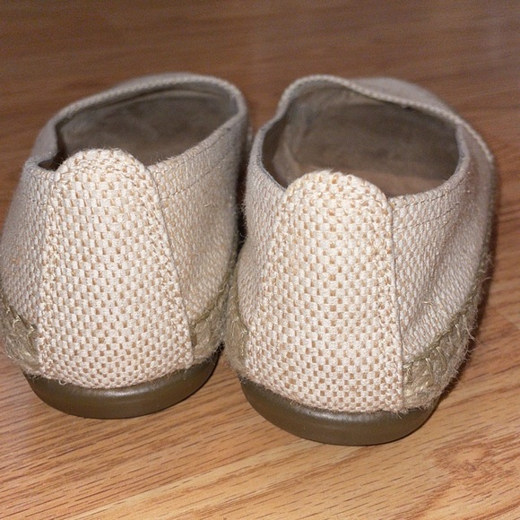 AEROSOLES Espadrille Style Flats Tan Fabric Upper size 9 - Picture 5 of 13